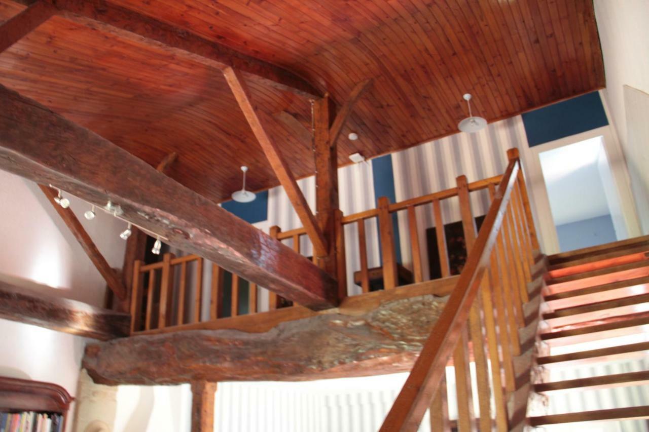 ホテルLe Logis De La Foret Sainte-Verge エクステリア 写真